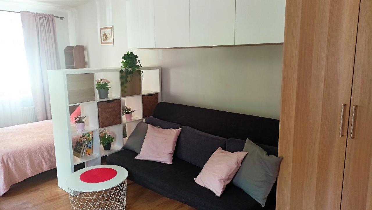 Apartament Malinowy Swietoduska 12 Lublin Luaran gambar