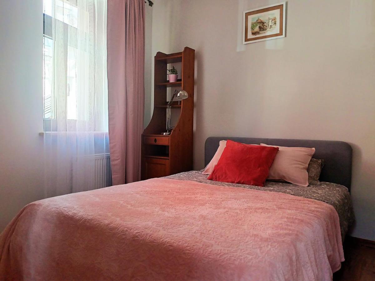Apartament Malinowy Swietoduska 12 Lublin Luaran gambar